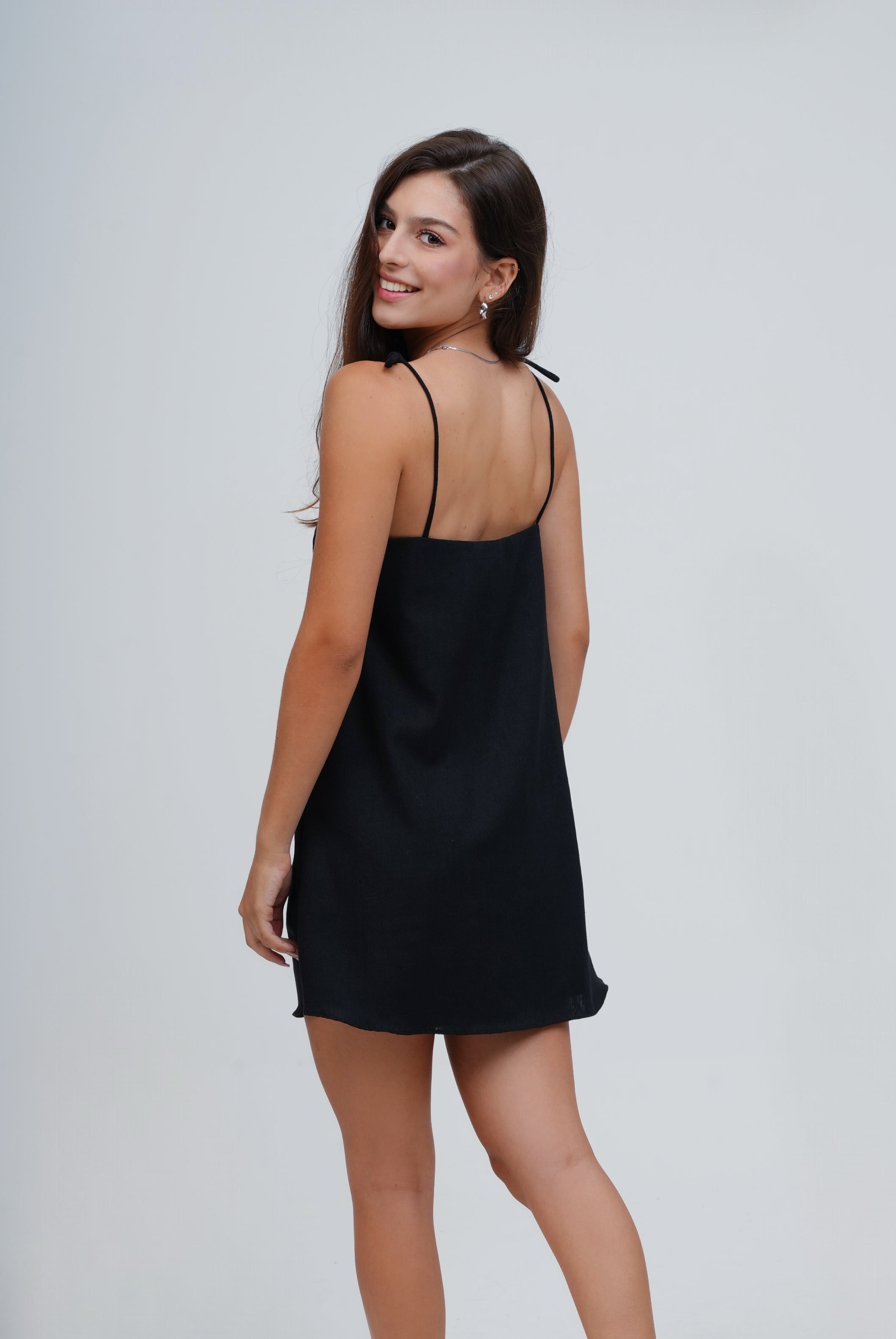 Vestido Curto Laços com Linho