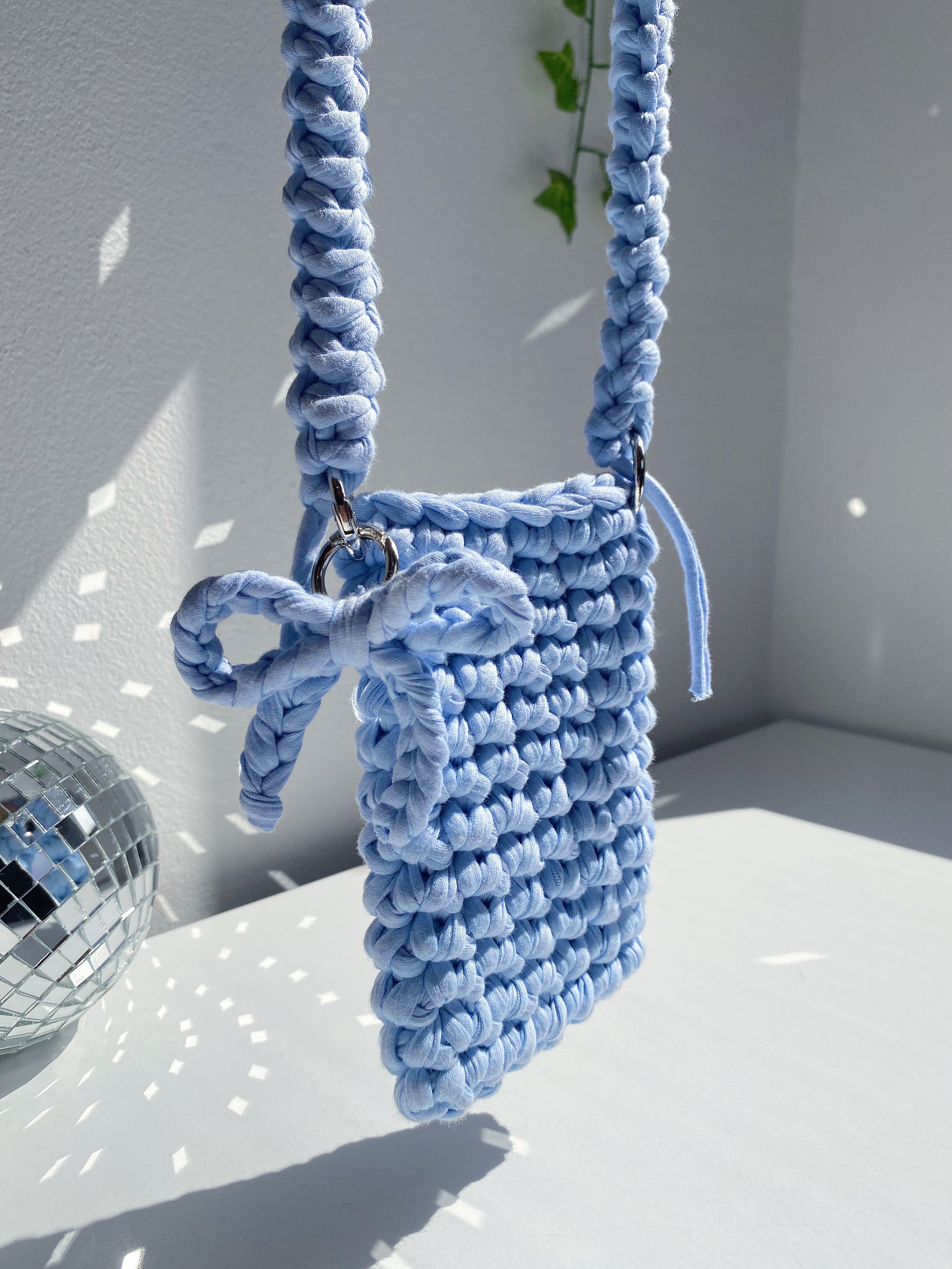 Phone Bag + Charm Brinde