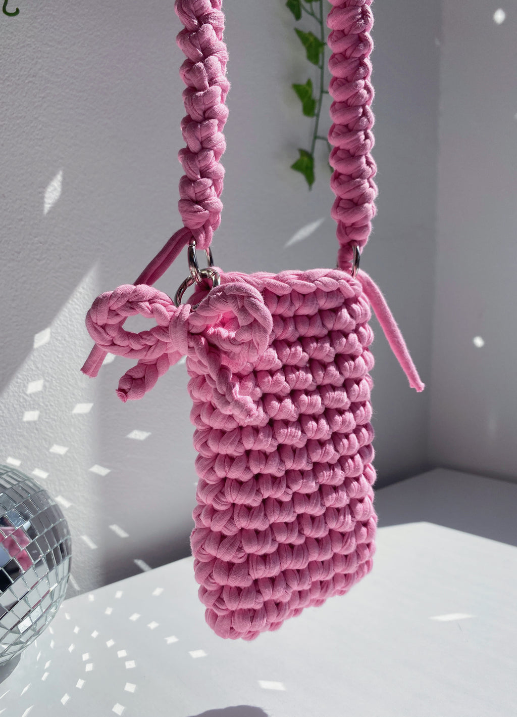 Phone Bag + Charm Brinde