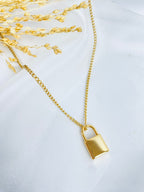 Colar Cadeado Believe