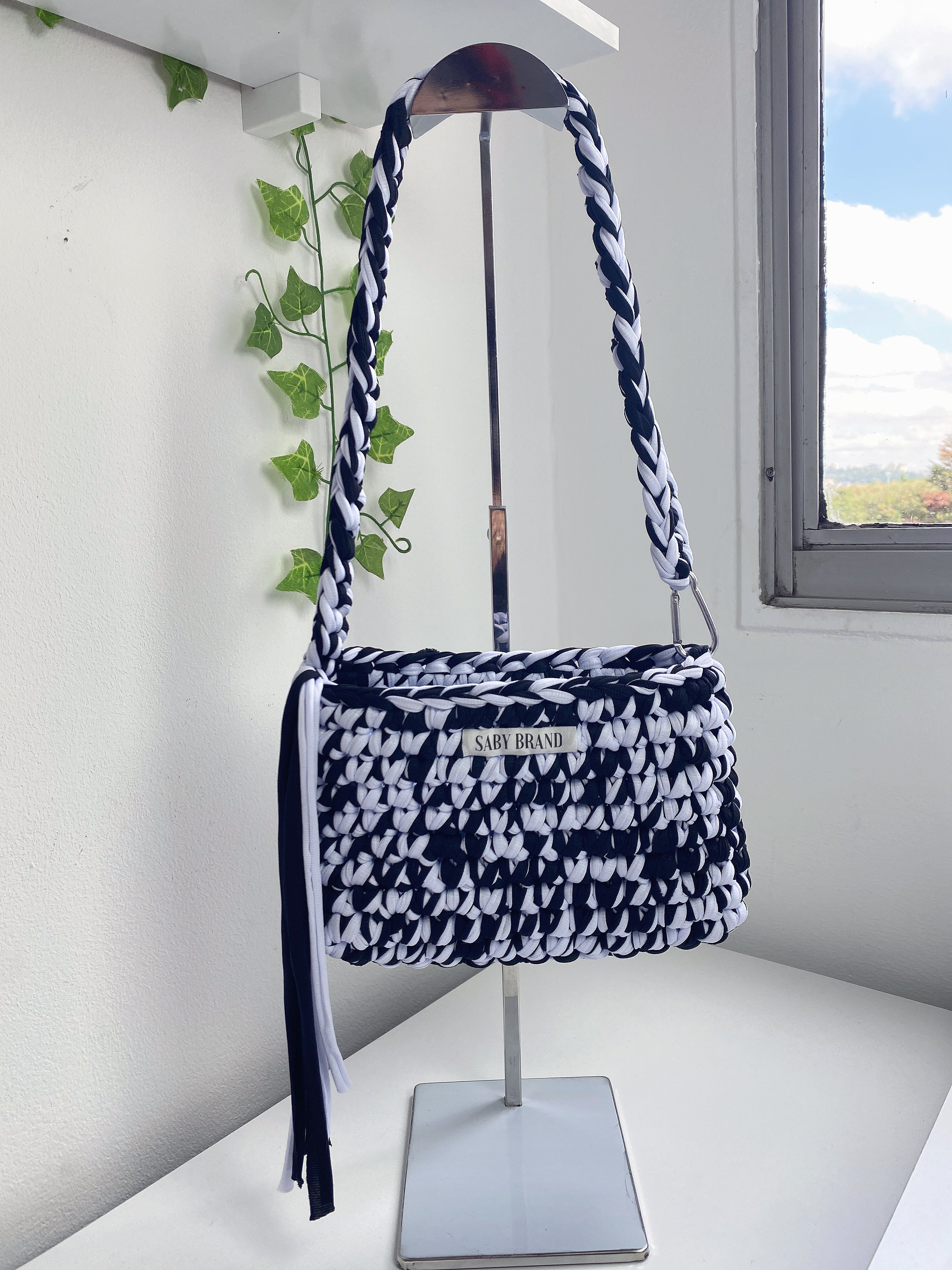 Bolsa Trendy em Fio de Malha