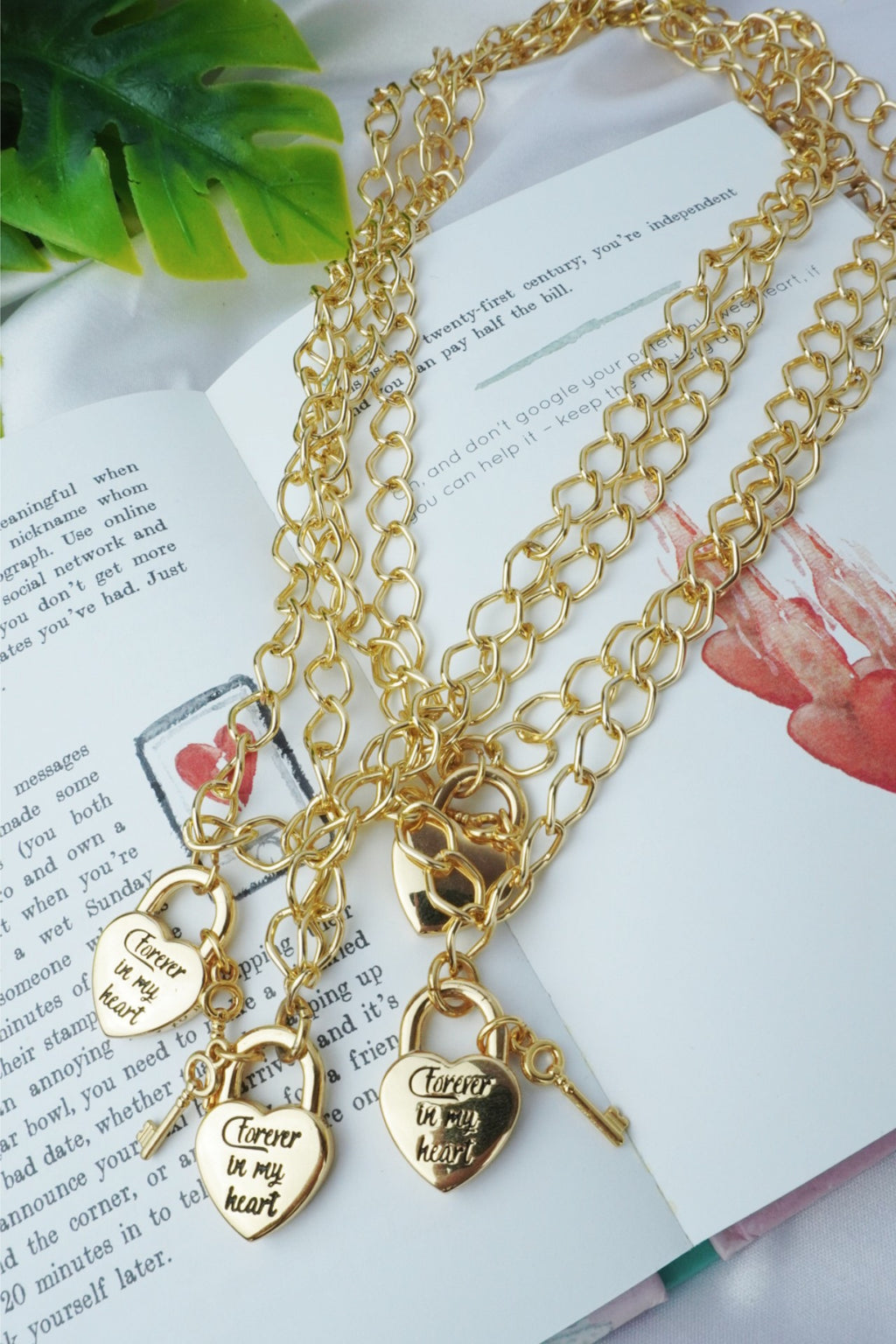 Colar Cadeado Forever