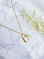 Colar Cadeado Believe