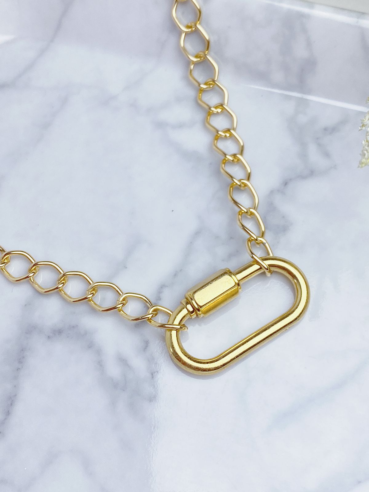 Colar Mosquete Dourado