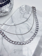 Charm de Correntes Triplas