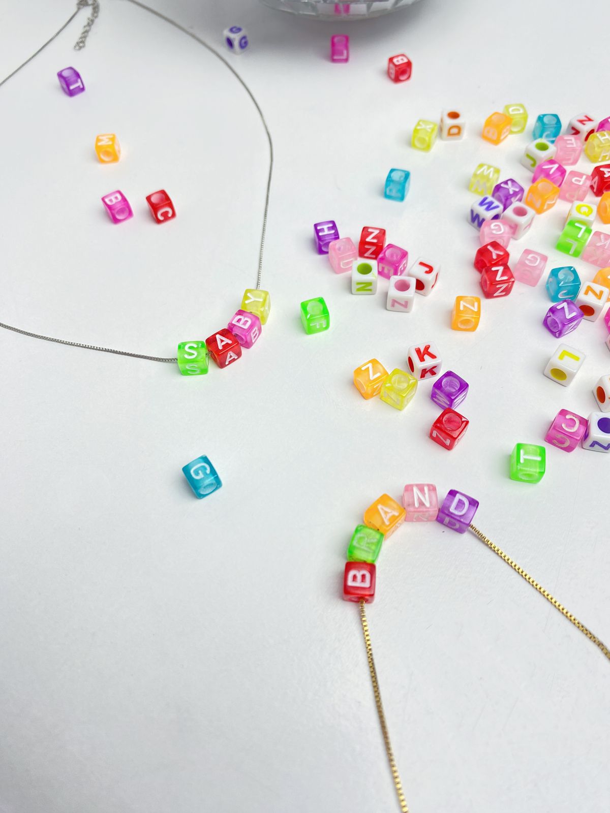 Colar Letters Folheado