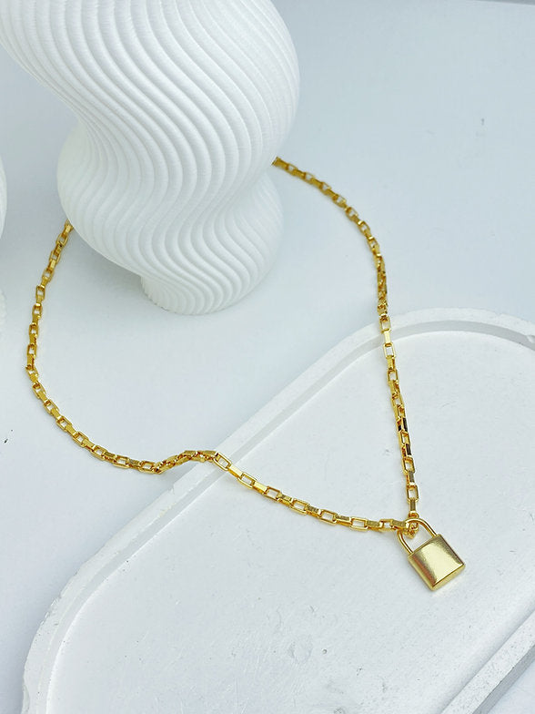 Colar Mini Cadeado