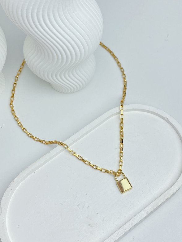 Colar Mini Cadeado