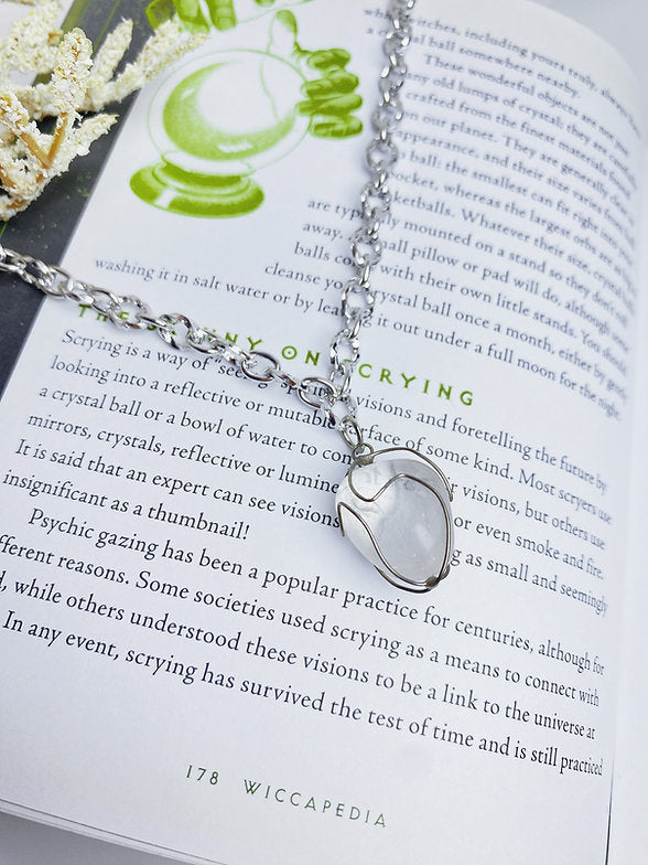 Colar Quartzo Prateado